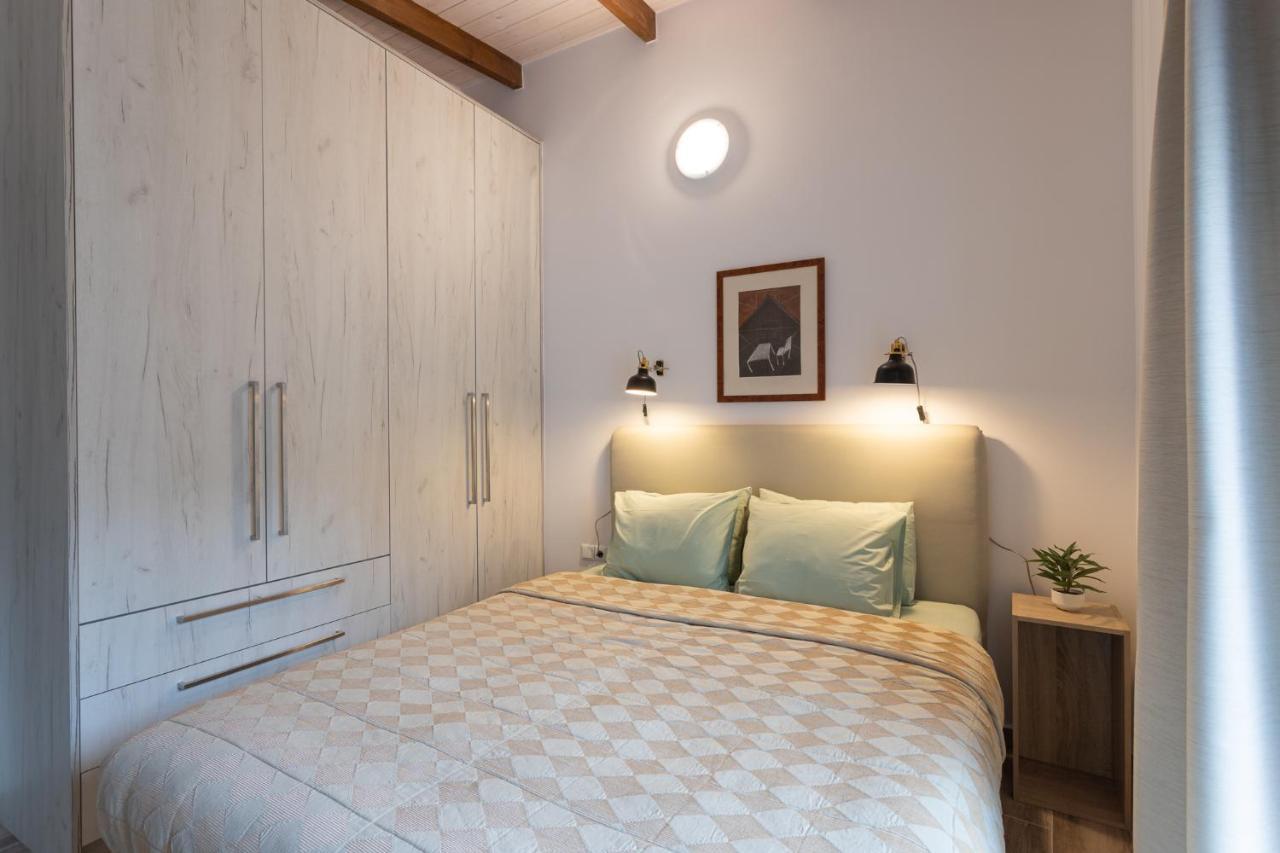 Modern City Center Loft Ioannina Exterior foto